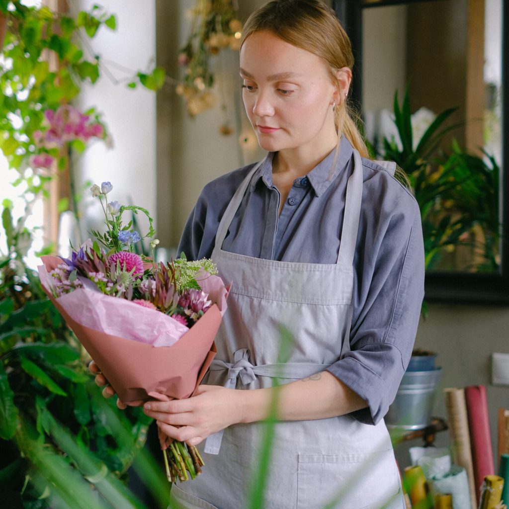 pexels-anna-shvets-5894051